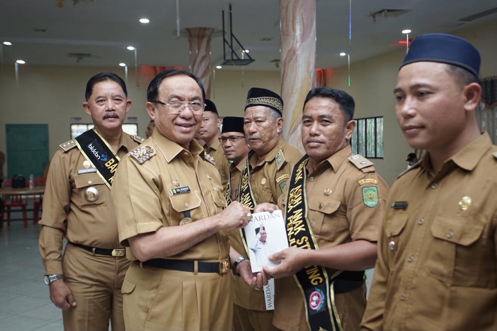 Bapak dan Bunda Asuh Anak Stunting se-Kecamatan Kateman Dikukuhkan 